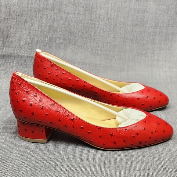 Sarah Flint Laurel 30 Cherry Ostrich Embossed Calf Pumps. 7.5 - Picture 3 of 11